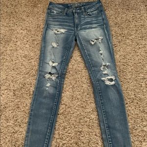 American Eagle Distressed Jeggings size 4short